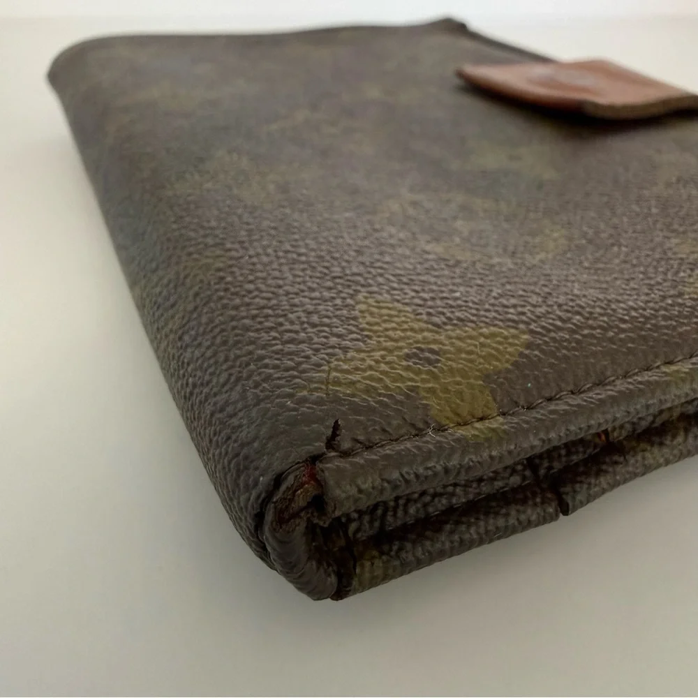 Louis Vuitton vintage unisex wallet Authentic